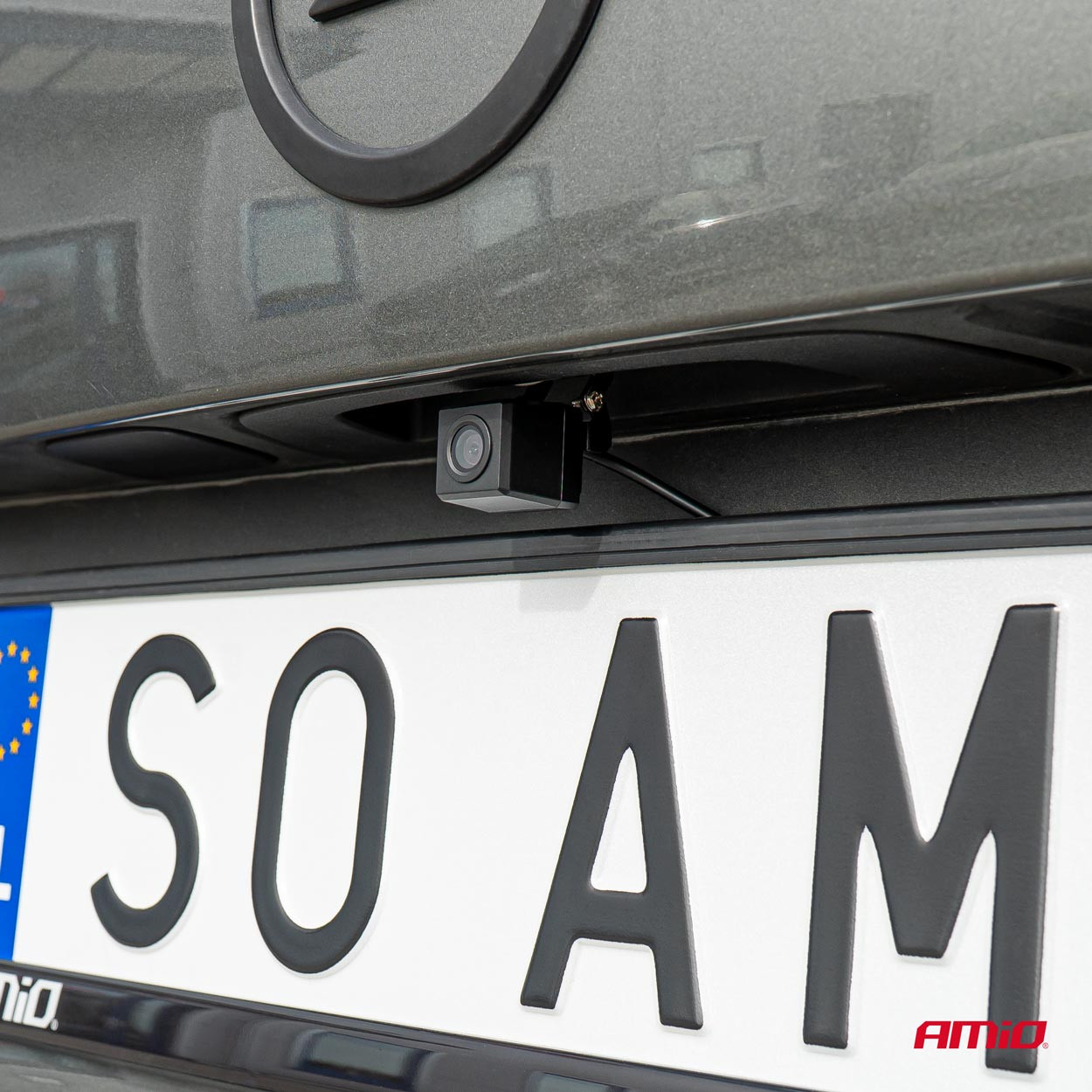 Rikverc kamera za auto HD-330 AMIO