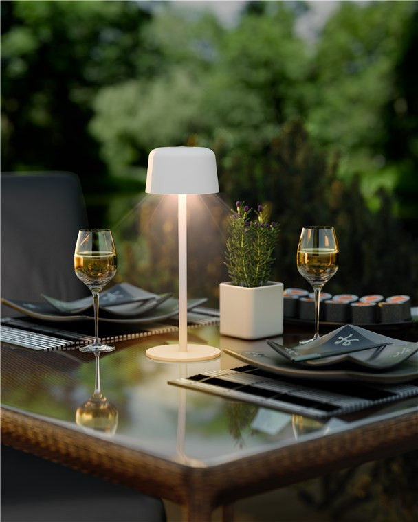 Punjiva bežična LED stolna lampa sa tri nivoa svijetline GOOBAY 3000K 25cm bijela