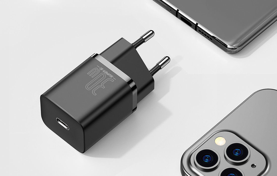 Punjač BASEUS USB-C 30W, kompatibilan sa svim telefonima i tabletima