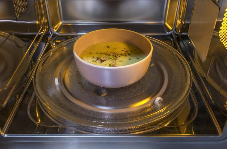 Ugradbena mikrovalna pećnica GORENJE BM251SG2BG