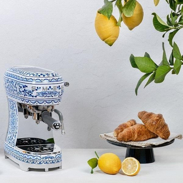 Aparat za kafu SMEG ECF02DGBEU
