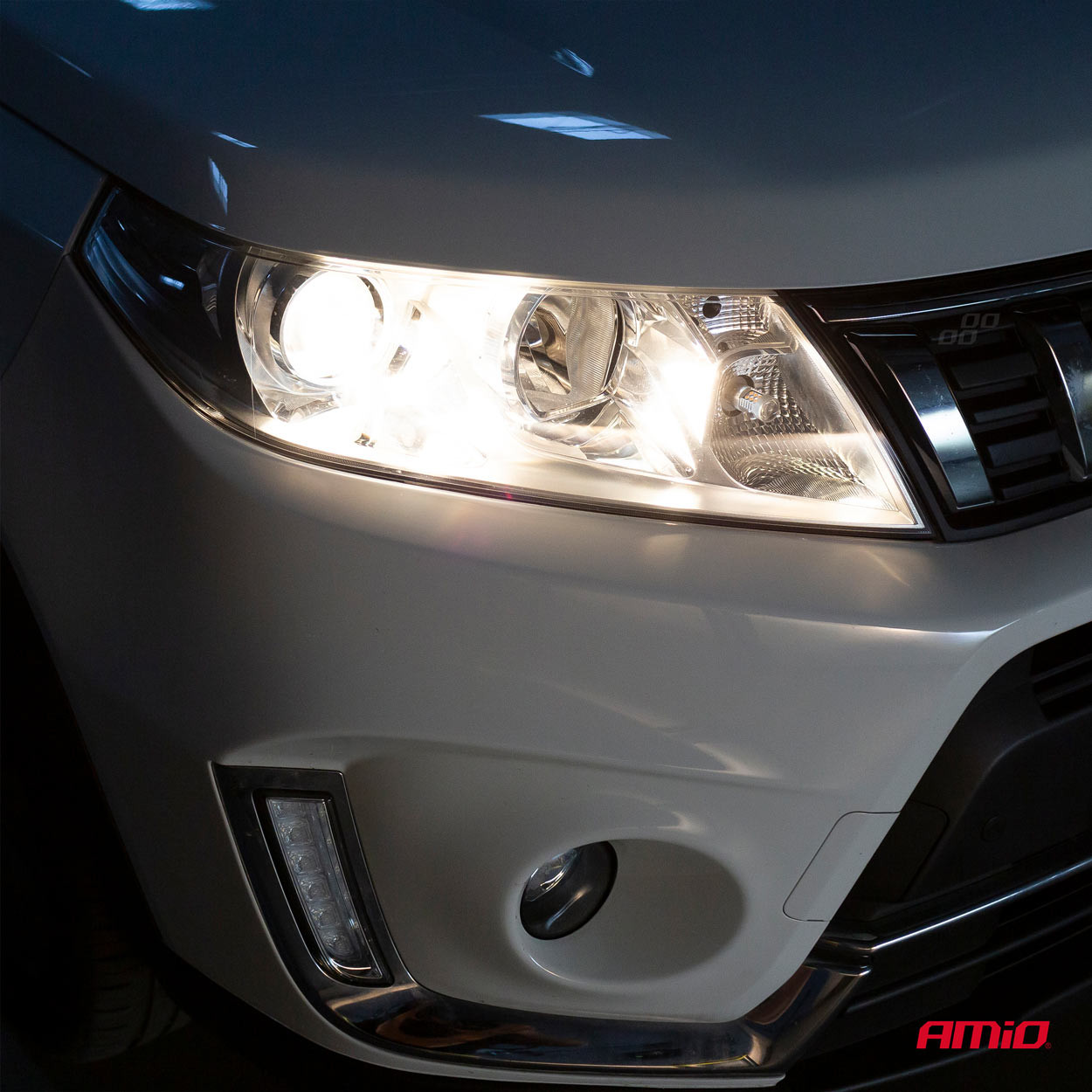 Auto sijalica halogena H15 super bijela AMIO