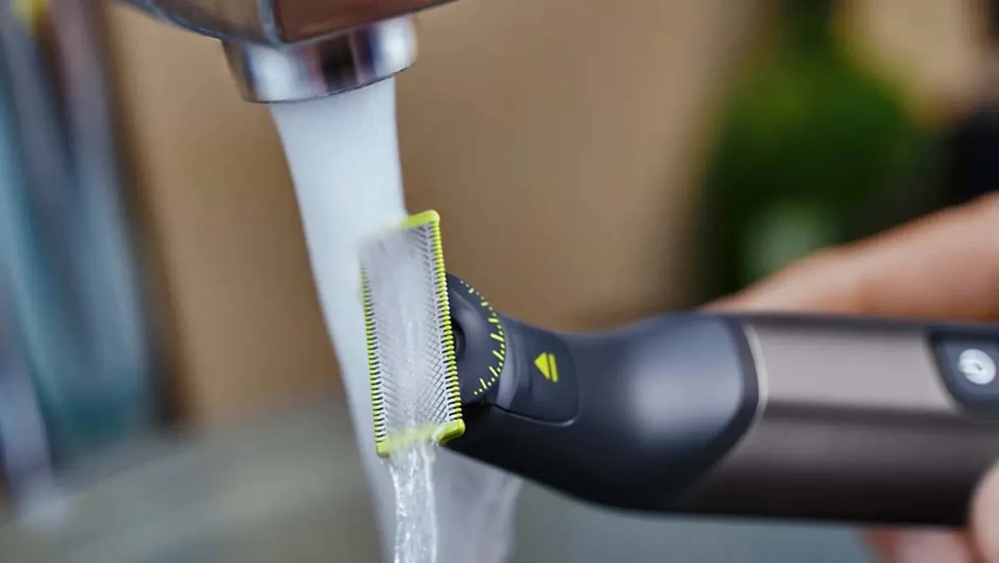 Aparat za brijanje za lice i tijelo PHILIPS ONEBLADE Pro  QP6552/15