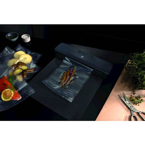 Uređaj za vakumiranje ELECTROLUX E4VS1