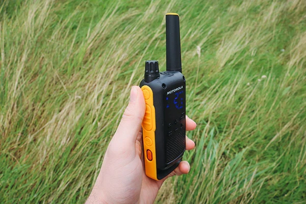 Radio stanice MOTOROLA walkie talkies Extreme T82 set 2/1