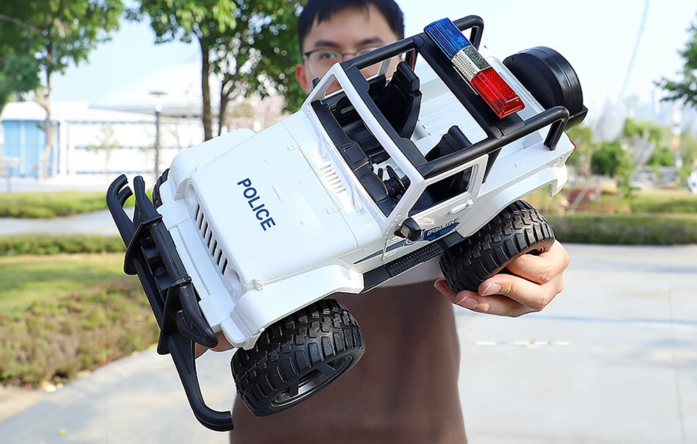 Policijski autić sa daljinskim upravljačem JEEP POLICE