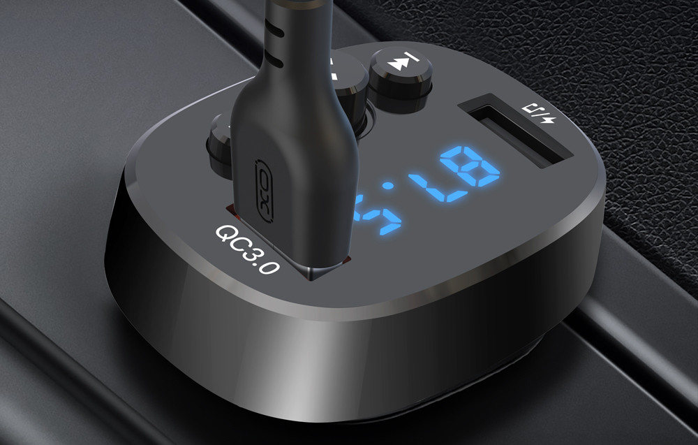 Bluetooth FM transmiter XO sa 2 USB porta