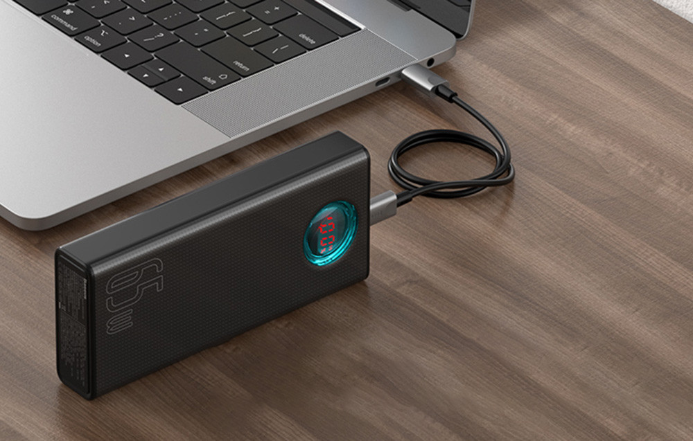 Prijenosni punjač BASEUS 30.000mAh 65W Powerbank, punjenje laptopa