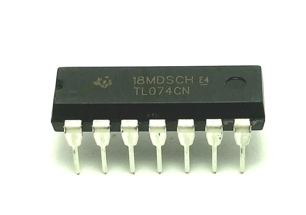 Integralno kolo TL074CN