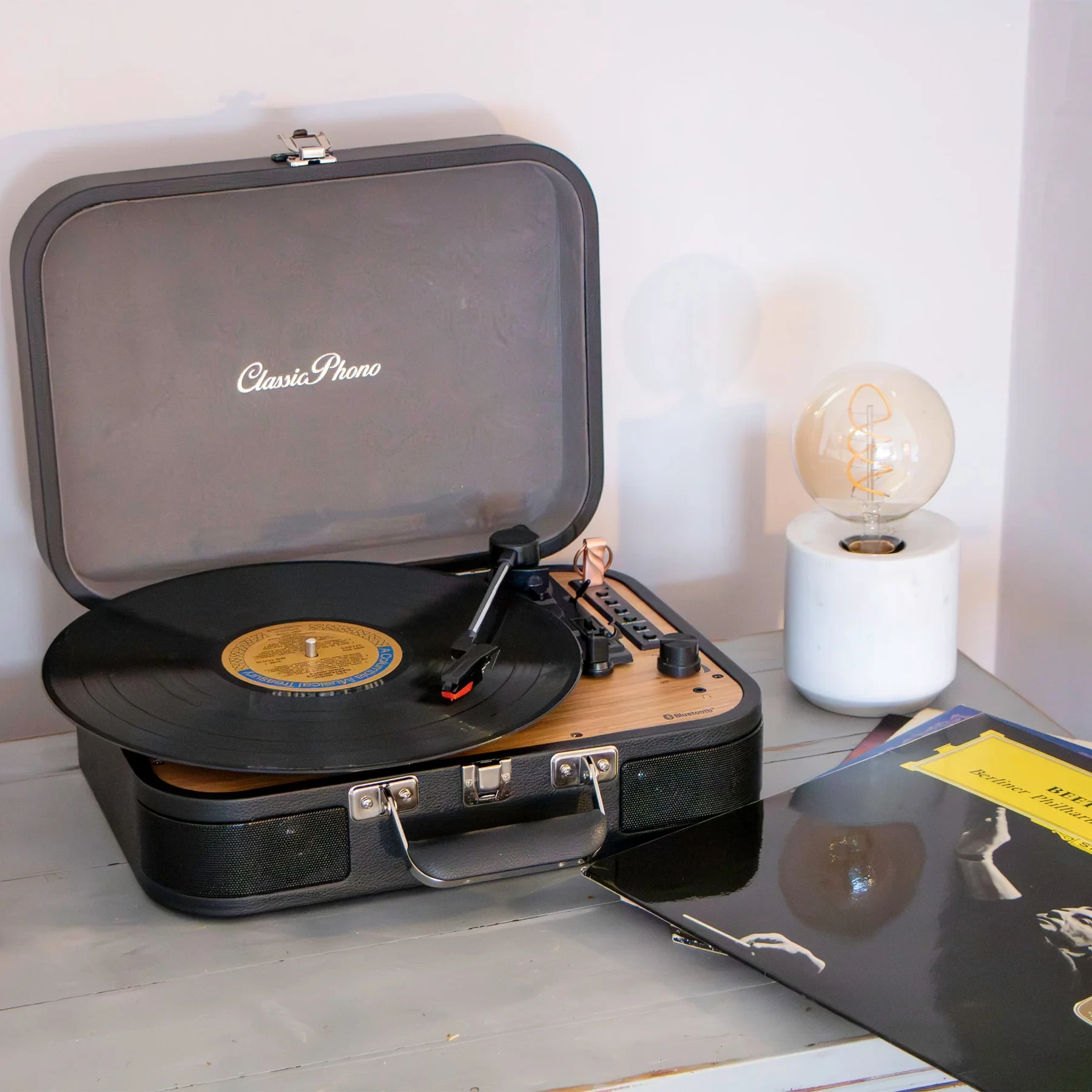 Klasični gramofon u retro koferu sa snimačem LENCO TT-116BK