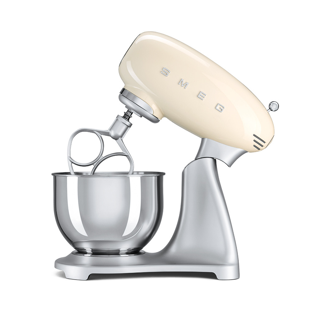 Kuhinjski robot SMEG SMF02CREU