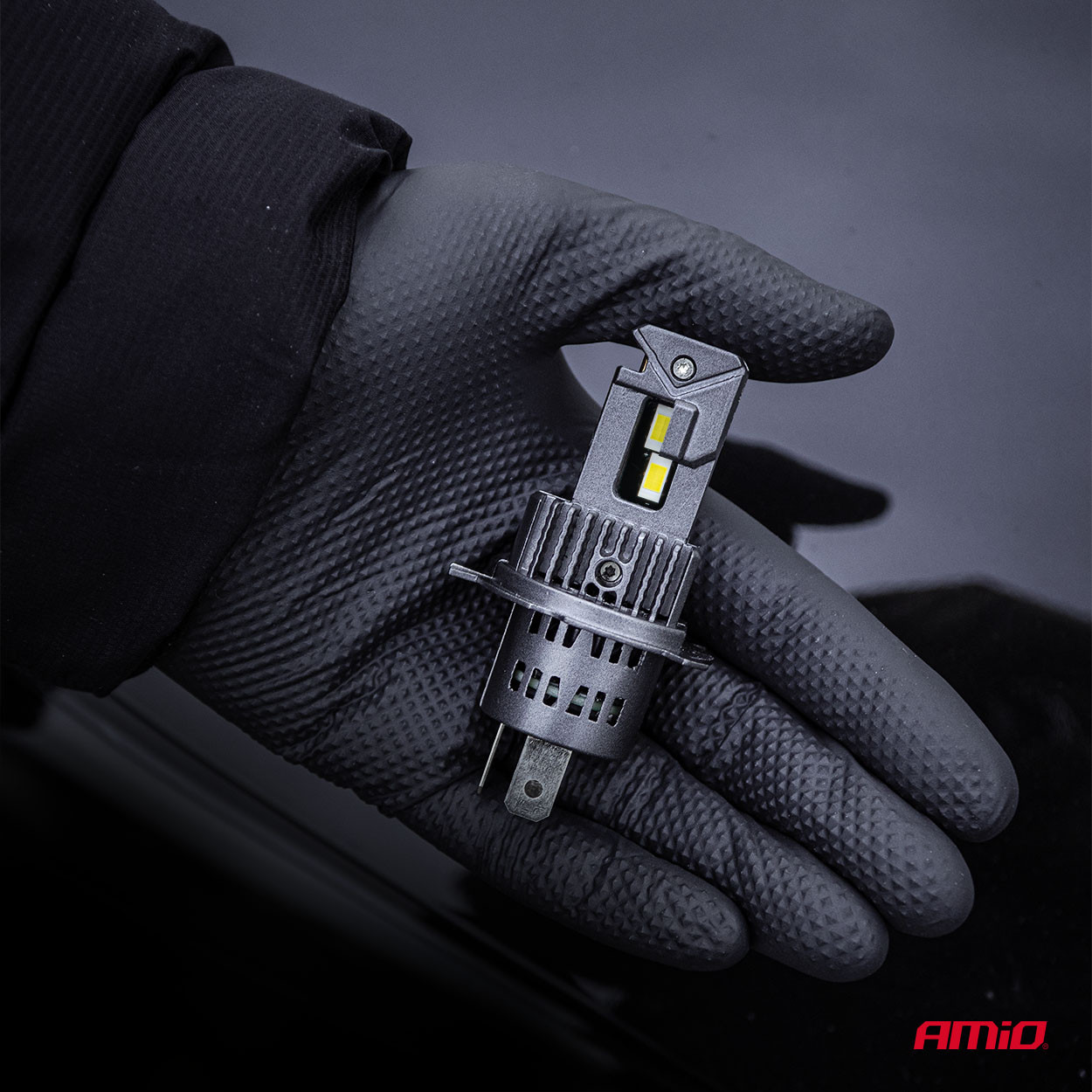 Auto sijalica H4 H19 LED F25 Silver Full Canbus AMIO