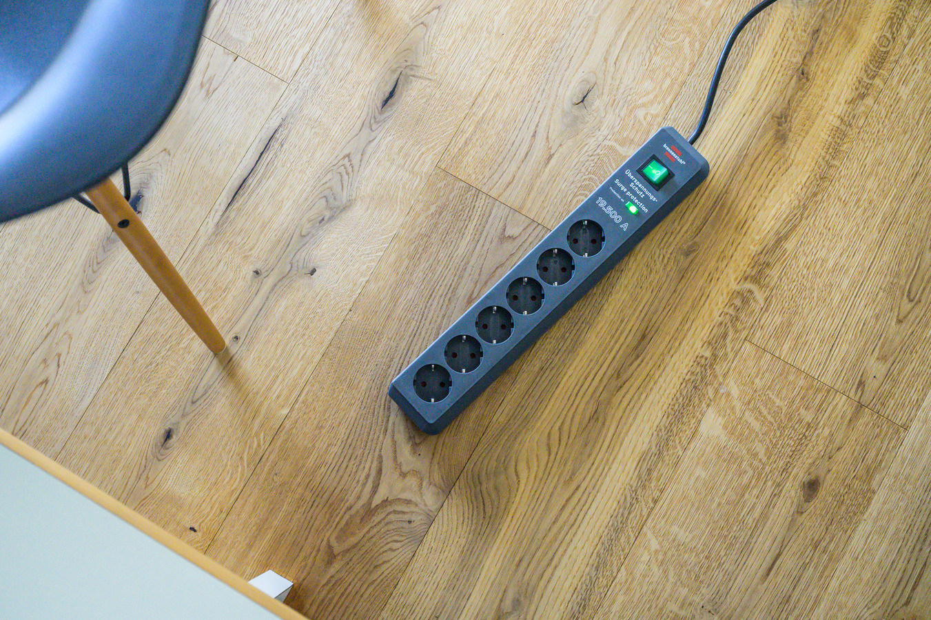 Produžni kabal sa prenaponskom zaštitom BRENNENSTUHL 2m