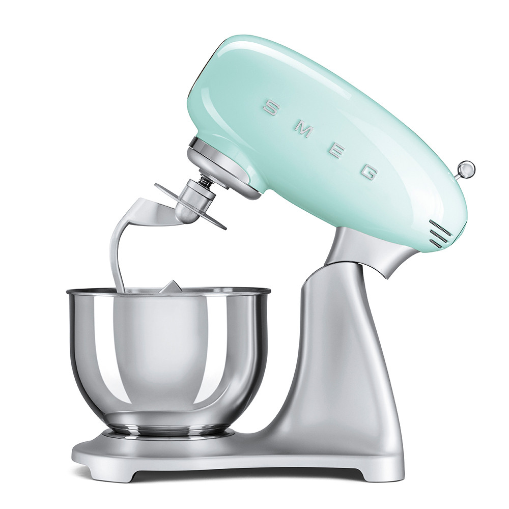 Kuhinjski robot SMEG SMF02PGEU