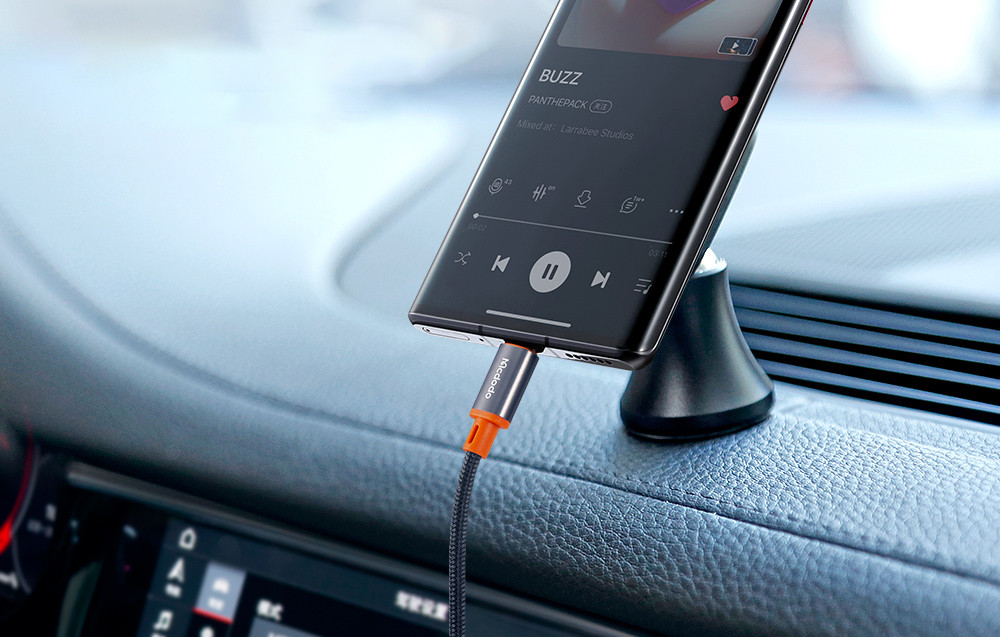 Kabal USB-C na AUX MCDODO 1.2m omogućava široku kompatibilnost