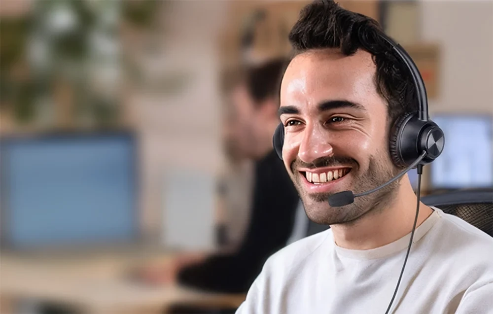 Praktične slušalice sa mikrofonom NEW BEE H368