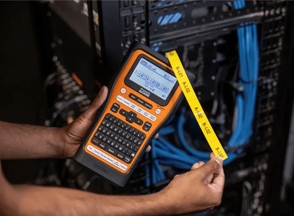 Printer za naljepnice BROTHER PT-E560BTVP