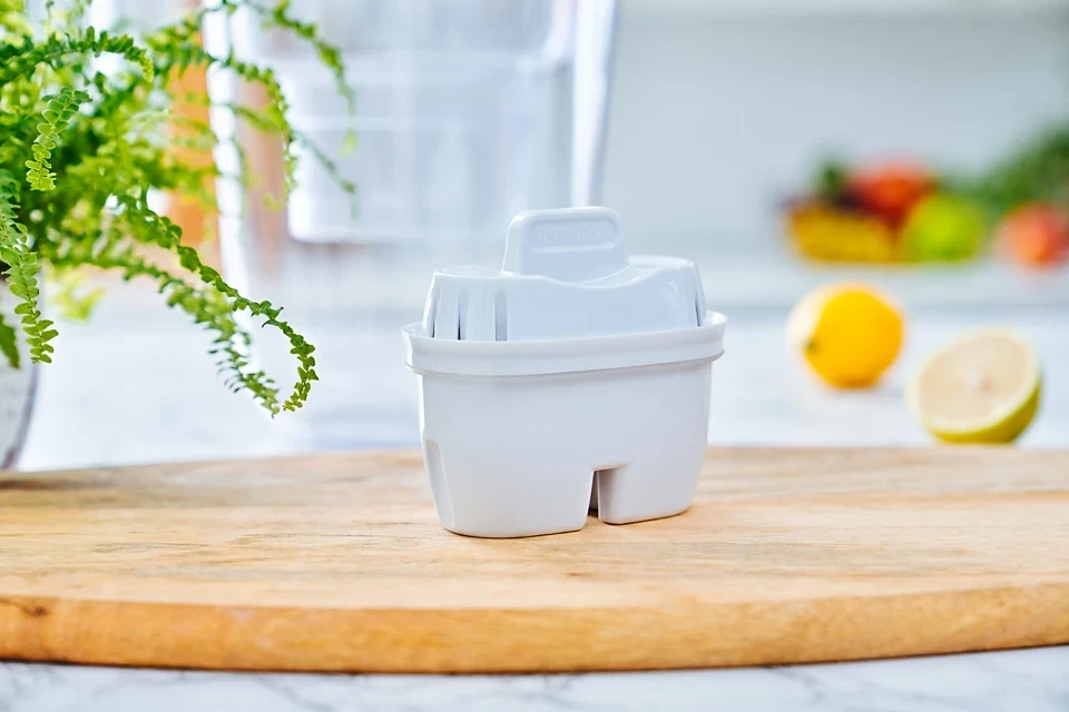 Bokal za filtaranje vode PHILIPS  AWP2933WHT/31