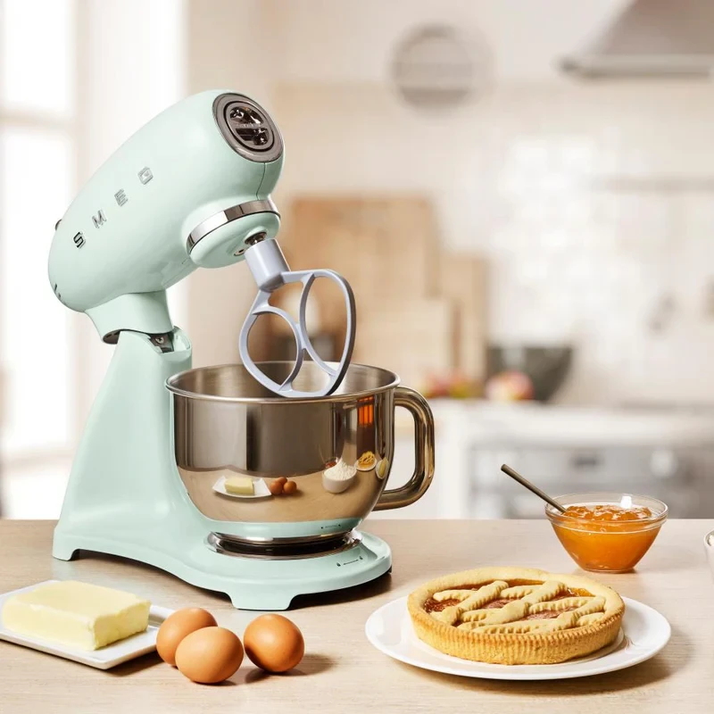 Kuhinjski robot SMEG SMF03PGEU