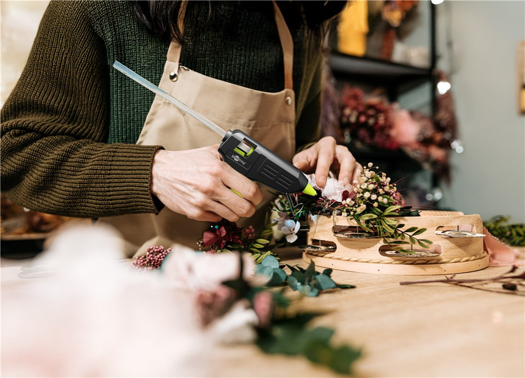 Pištolj za vruće ljepilo 40W GOOBAY