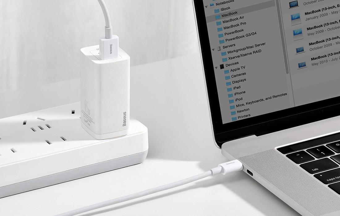 Kabal USB-A na USB-C BASEUS 1m crni može se istovremeno puniti i korisiti za prijenos podataka do 480 Mbps