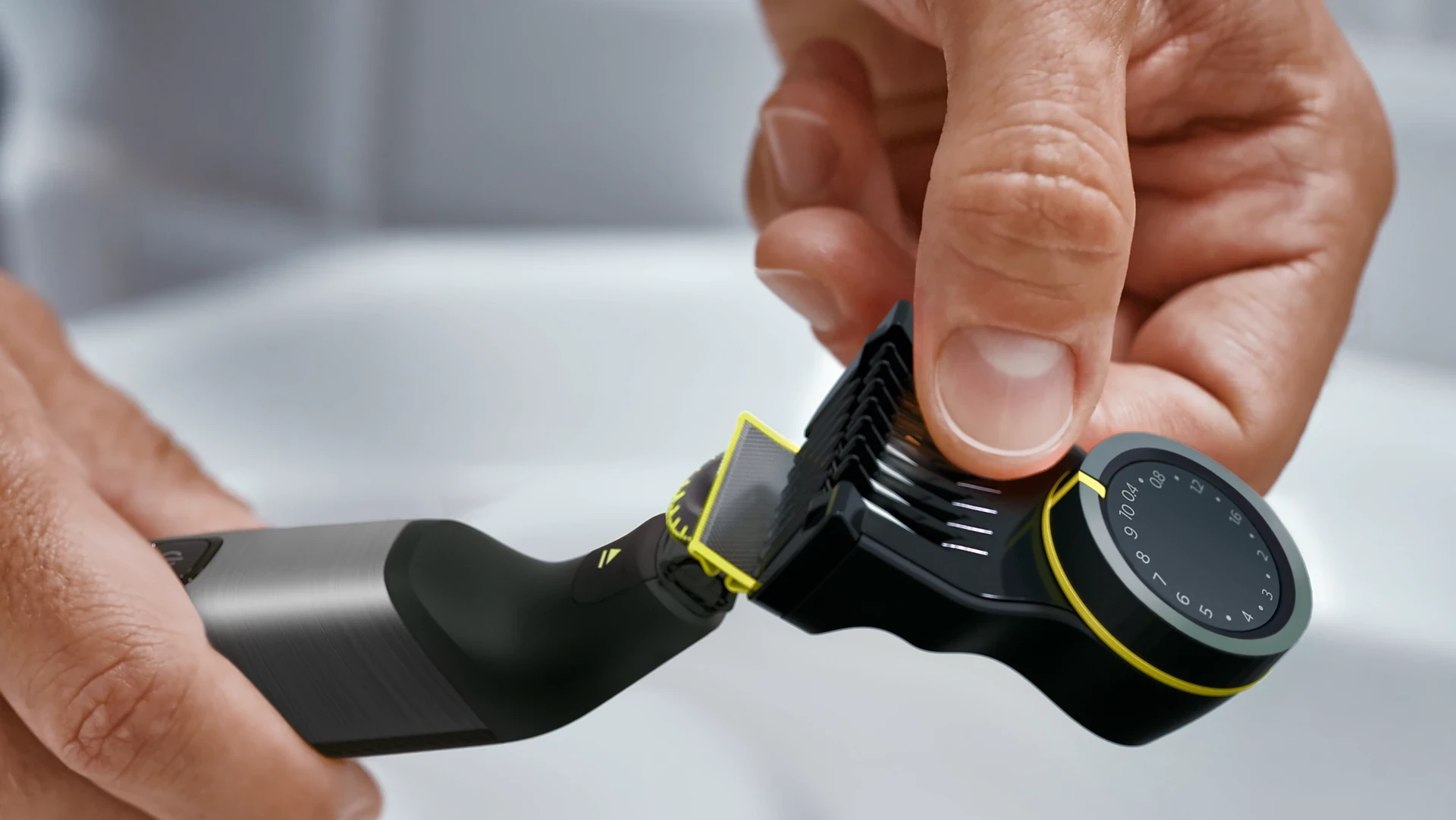 Aparat za brijanje za lice i tijelo PHILIPS ONEBLADE Pro  QP6552/15