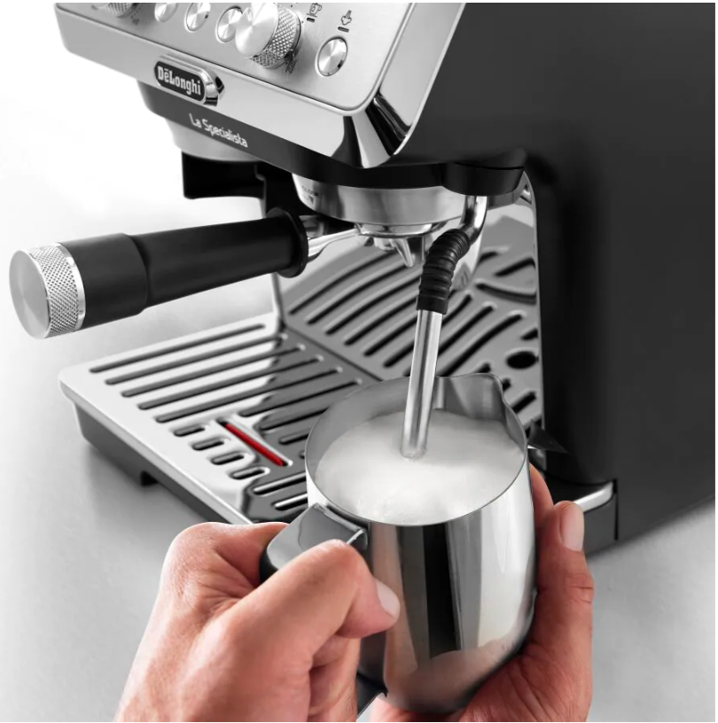 Aparat za kafu DELONGHI EC9115.WAB s ručnim pjenjenjem mlijeka pomoću parne mlaznice