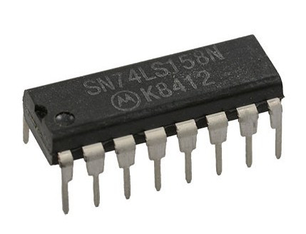 Integralno kolo SN74LS158
