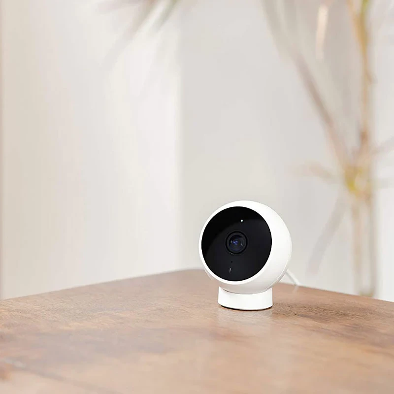 Pametna kamera XIAOMi sa magnetnim nosačem