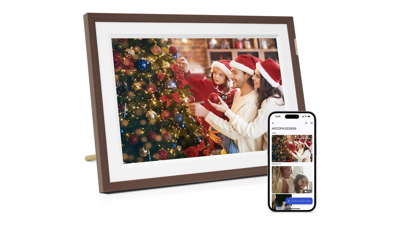 Pametni digitalni foto album ram za slike ARZOPA D10 10.1 inči prikazuje sliku povezanu s mobilnom aplikacijom.
