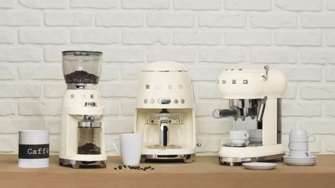 Aparat za filter kafu SMEG DCF02CREU