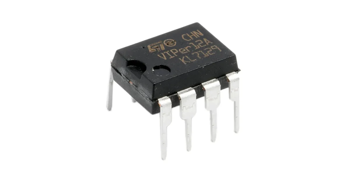 Integralno kolo VIPER12ADIP-E