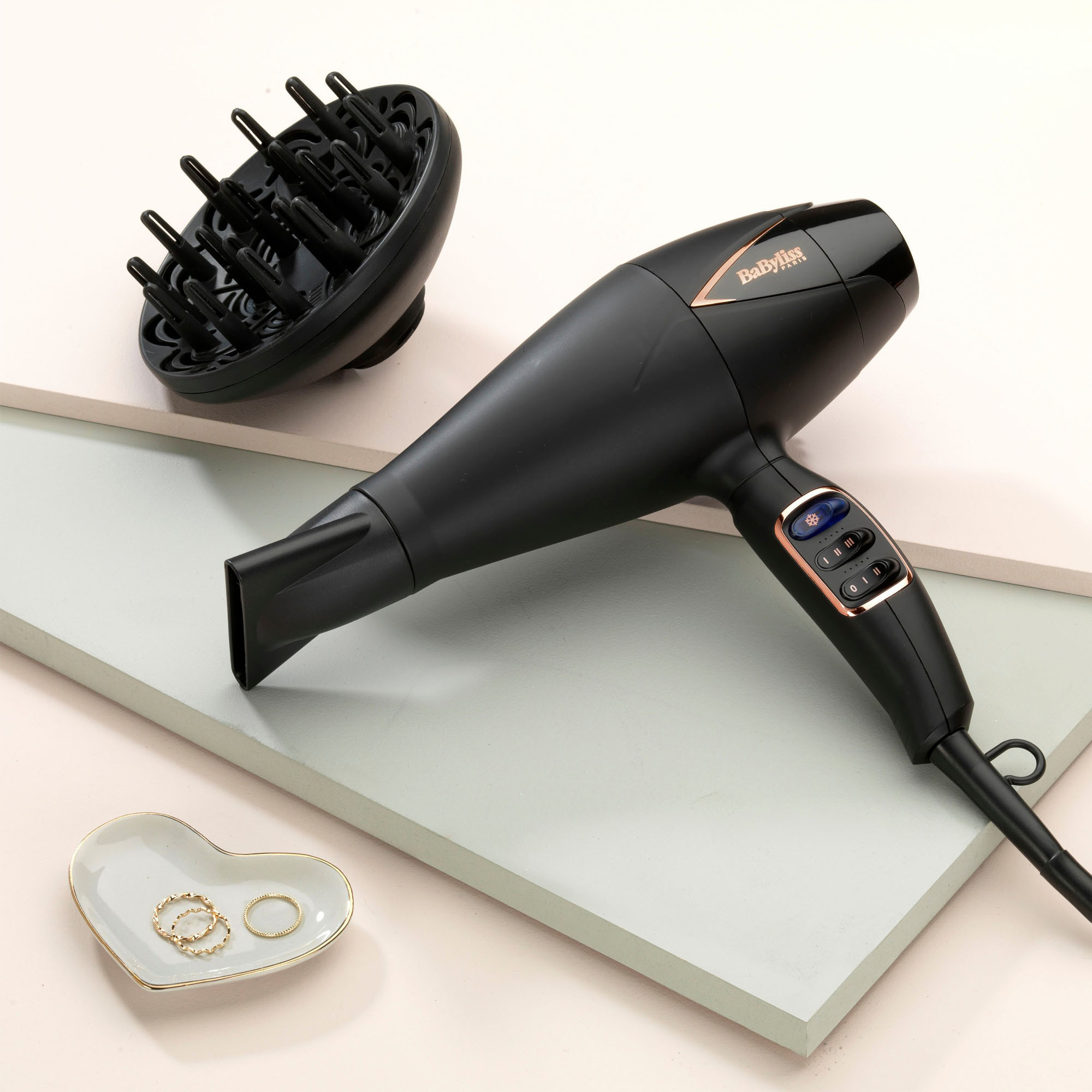 Fen za kosu BABYLISS D665E Salon Air Brilliance