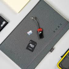 Čitač memorijskih kartica REBEL R53