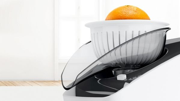 Mašina za mljevenje mesa BOSCH MFW3630I posjeduje priključak cjedila za citruse