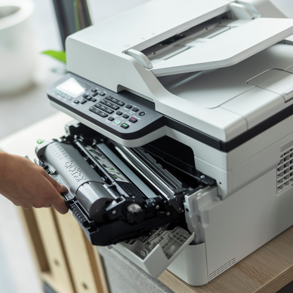 Laserski multifunkcijski printer BROTHER MFCB7810DWYJ1 - slika 3