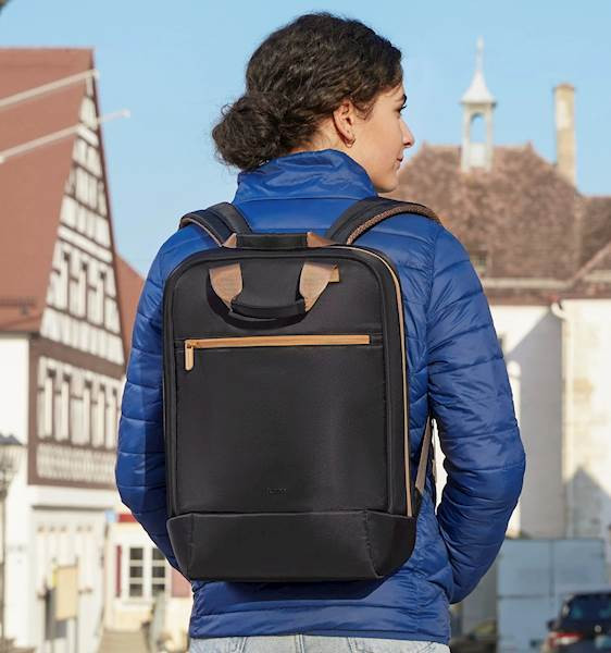 Rusak vodootporan crne boje test