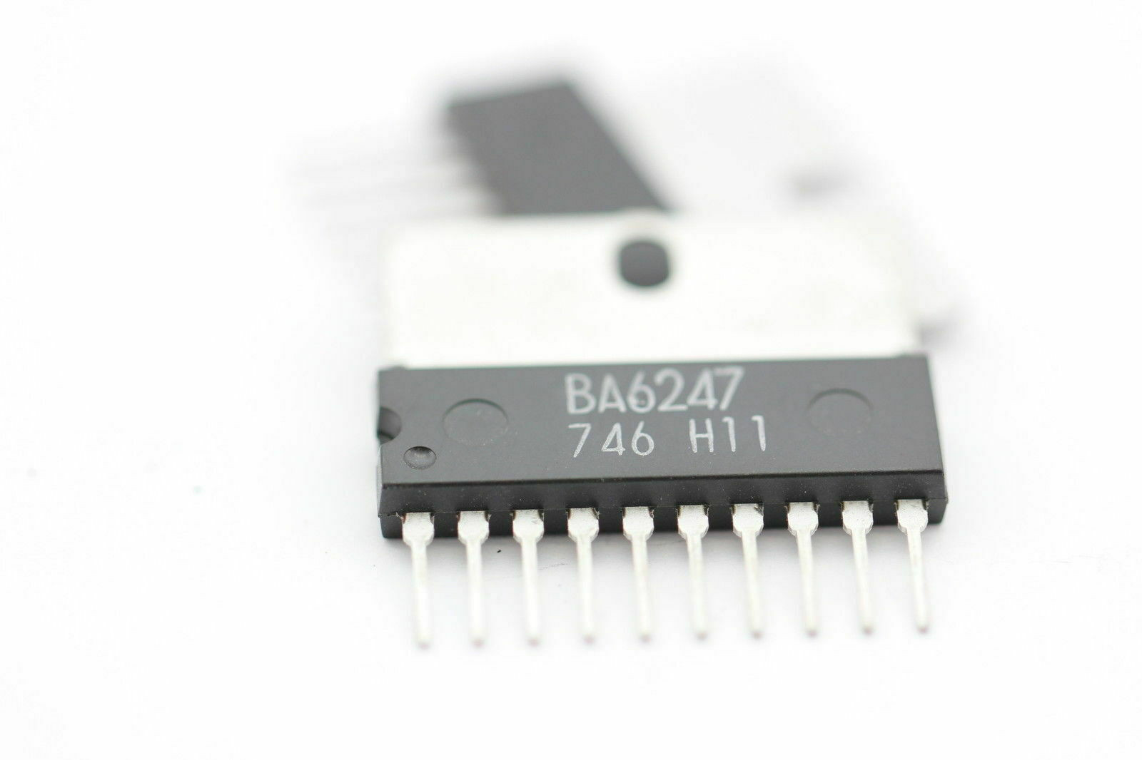 Integralno kolo BA6247