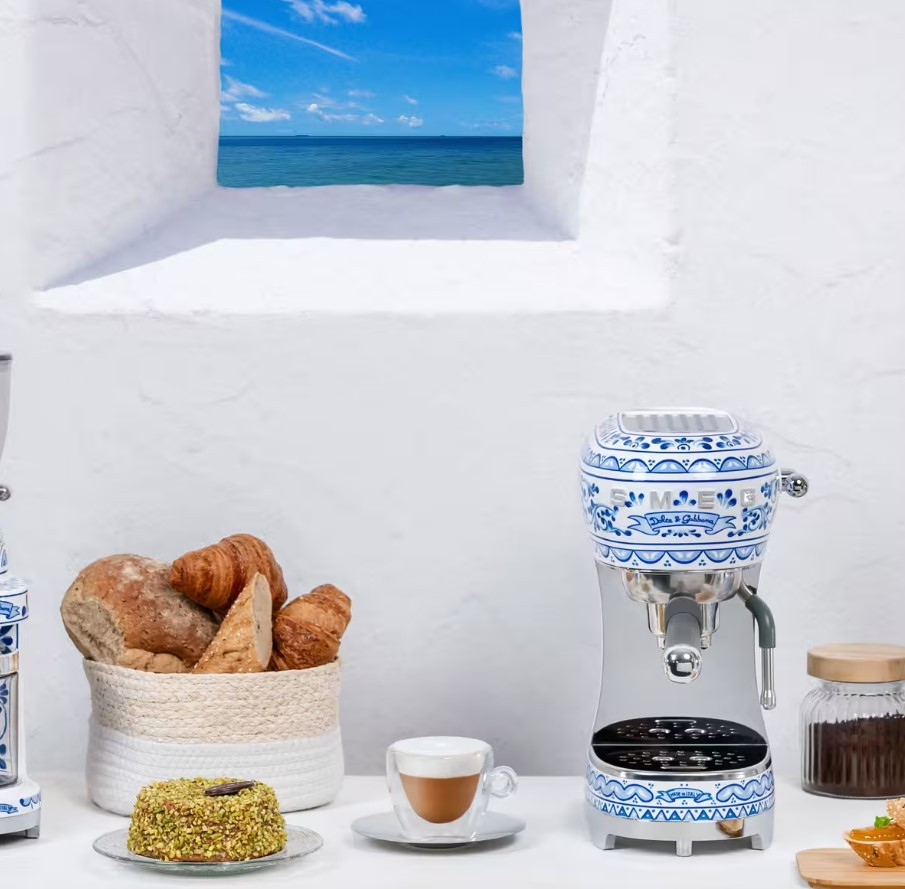 Aparat za kafu SMEG ECF02DGBEU