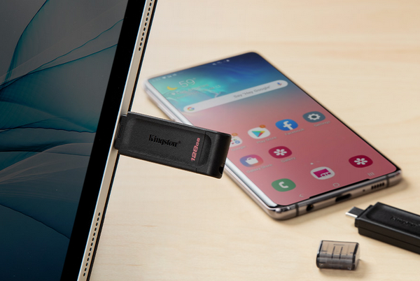 USB stick flash drive 128GB KINGSTON DT70