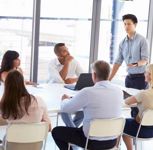 Svestrani AI prevodilac za136 jezika i toucscreen ekranom T8 PRO