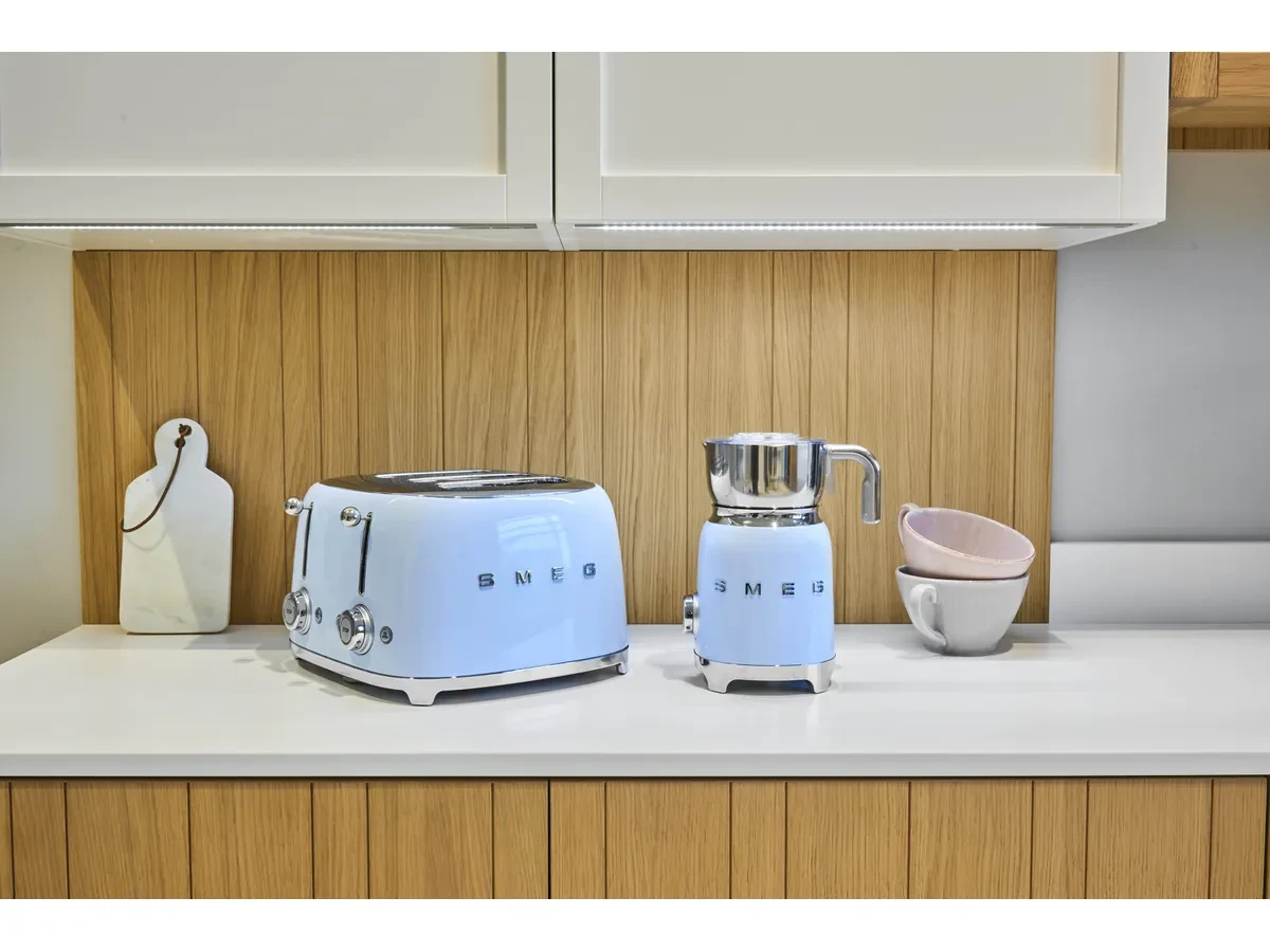 Toster SMEG TSF03PBEU