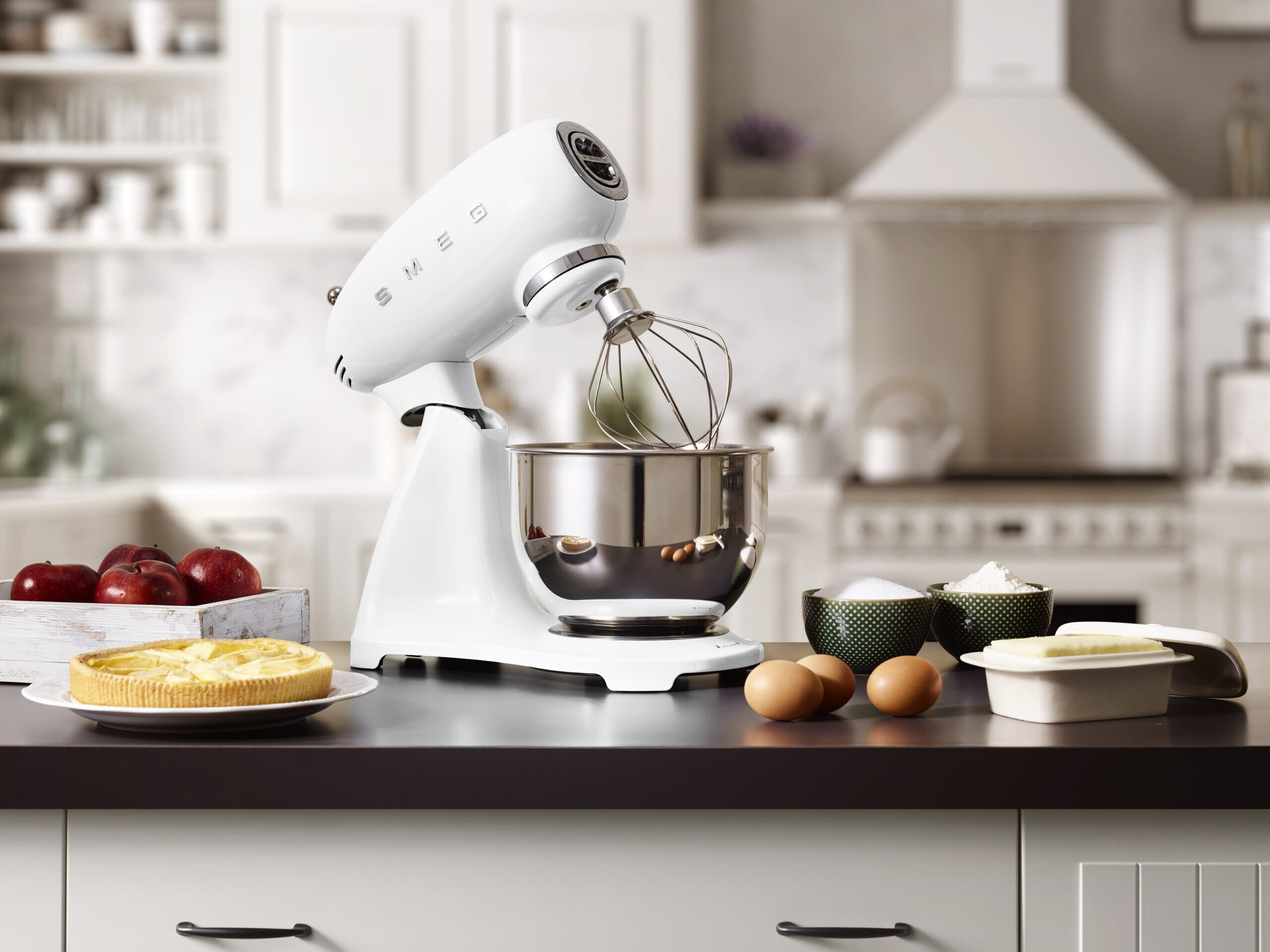 Kuhinjski robot SMEG SMF03WHEU