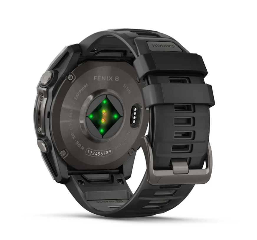 Pametni sat GARMIN FENIX 8 Sapphire Carbon Gray DLC Titanium Black
