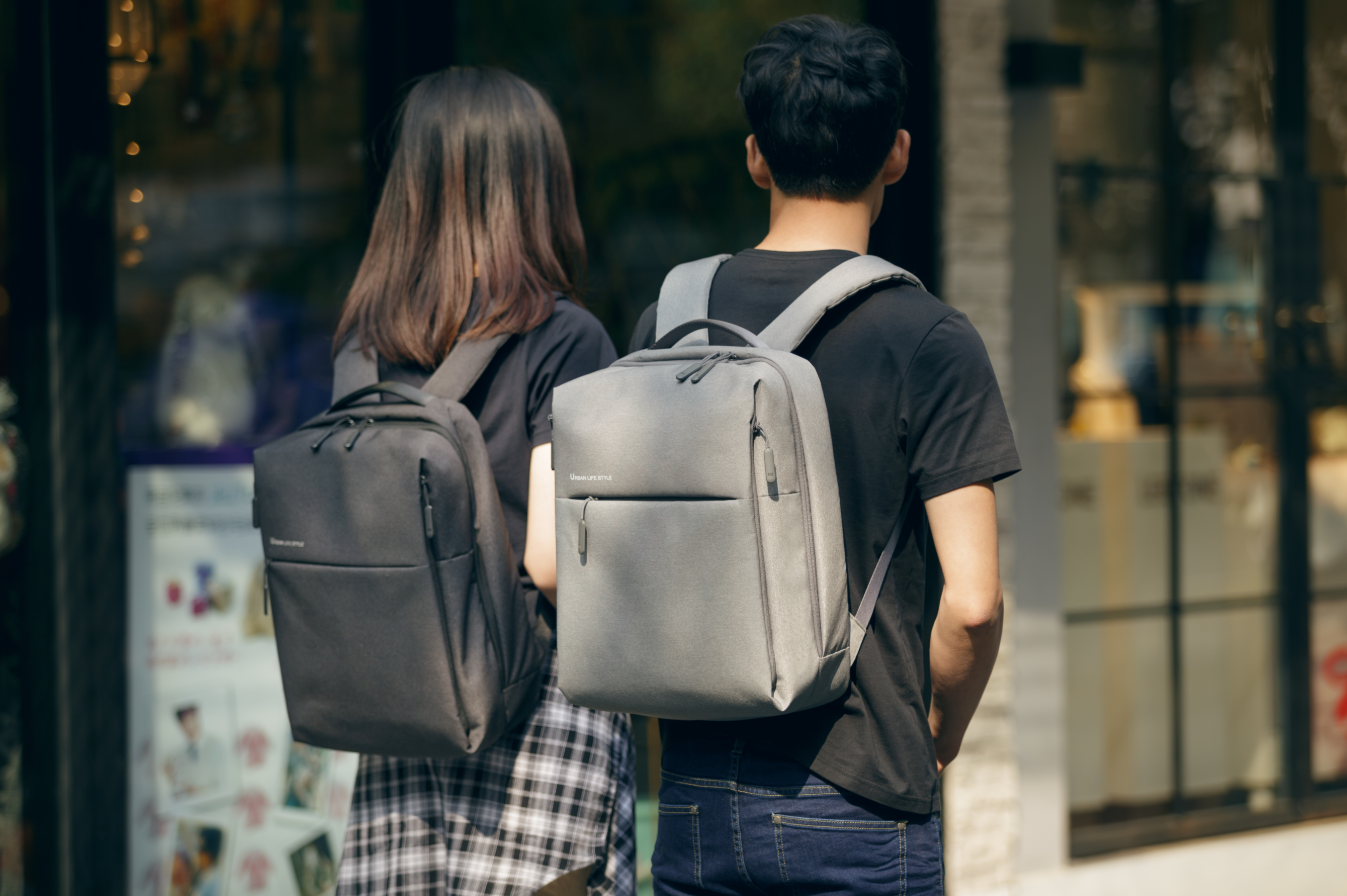Ruksak za laptop XIAOMI MI CITY 2 tamno sivi za laptope do veličine 15.6 inči