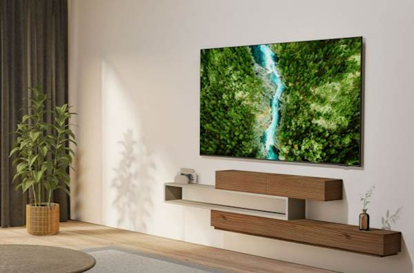 LED TV SAMSUNG Crystal UHD U8072F - slika 3