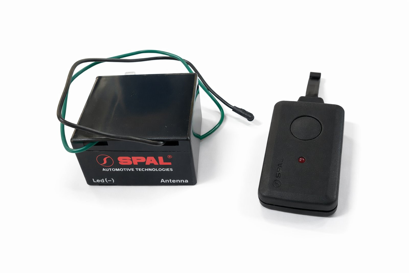 Modul za centralno zaključavanje vozila sa daljinskim upravljačem